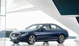 Mercedes-Benz C-Class C300 4MATIC full